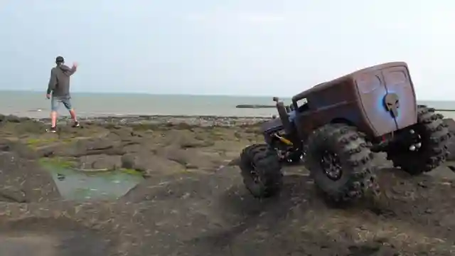ocean-rock-crawling-adventure-upgrades-challenges-and-modifications