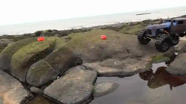 ocean-rock-crawling-adventure-upgrades-challenges-and-modifications