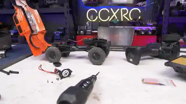 furch-micro-python-with-oled-enhancing-scx24-power-wagon-crawling-experience