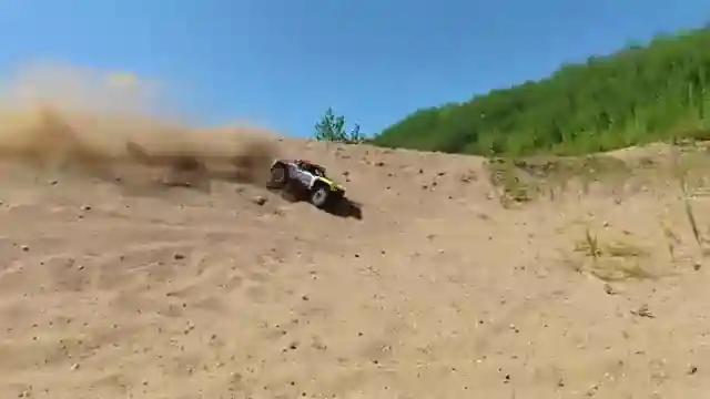unleashing-the-power-1-7-scale-bronco-funhab-review