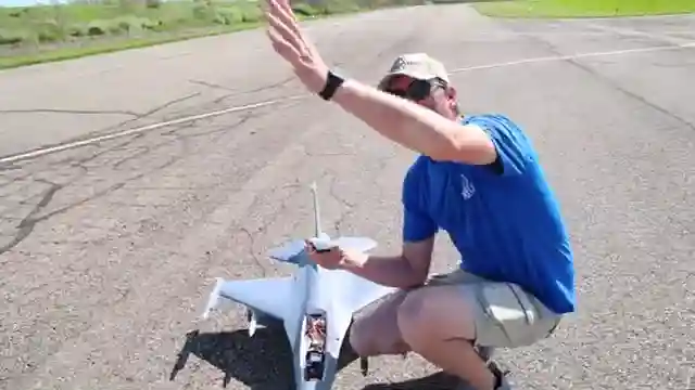 fms-70mm-f16-c-edf-speed-test-pushing-limits-in-rc-aviation