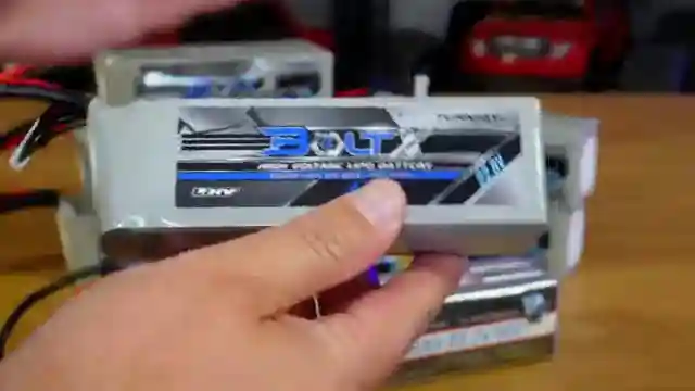 ultimate-guide-to-hobbykings-turnigy-bolt-x-and-v2s-batteries