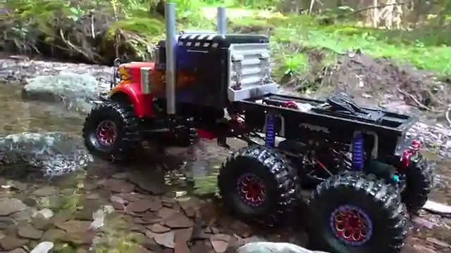 rcsparks-studio-optimus-conquers-terrain-with-rear-steer-precision