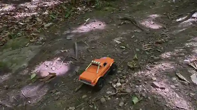 unleash-off-road-thrills-hobby-plus-cr18p-evo-v2-crawler-review