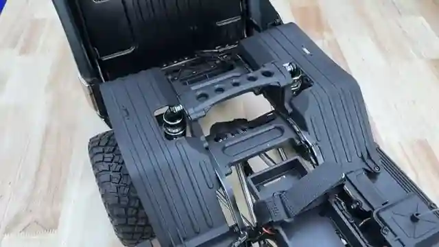 rugged-rarlo-tko7-rc-truck-review-performance-design-and-improvements