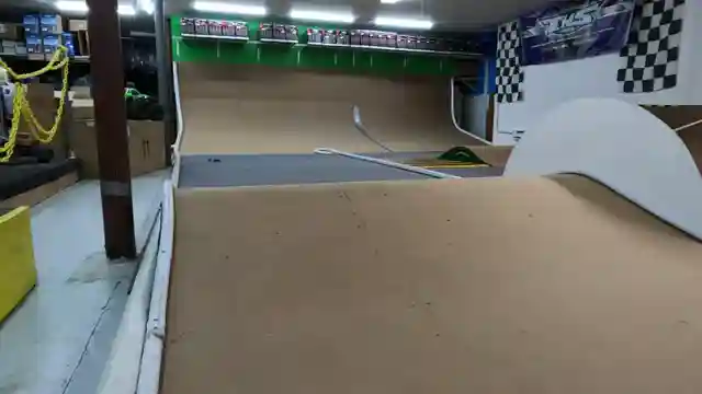 losi-micro-t-compact-rc-powerhouse-for-speed-enthusiasts