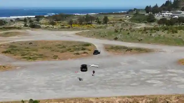 unleashing-the-traxxas-max-slash-off-road-beast-review-maintenance-tips