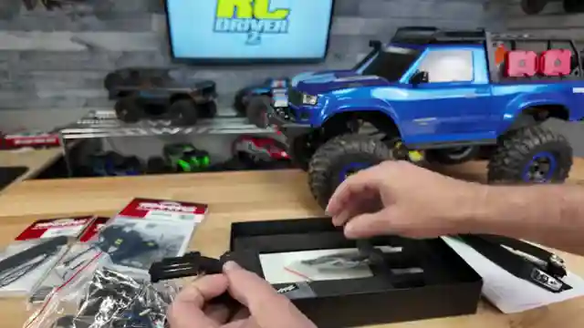revamping-the-trx4-installing-procale-lights-and-rock-lights