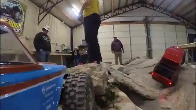 exploring-flat-rock-rc-park-indoor-crawling-adventures-motivational-insights