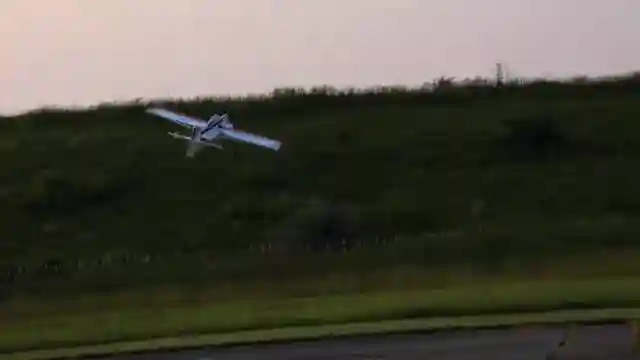 ultimate-rc-airplane-review-easy-to-fly-magic-for-beginners