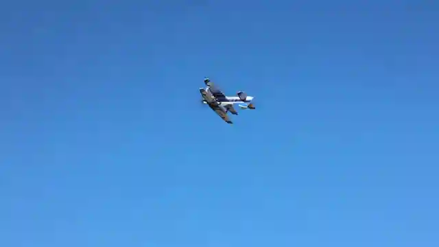 mastering-3d-maneuvers-flying-the-eflite-foresight-biplane-with-thercsaylors