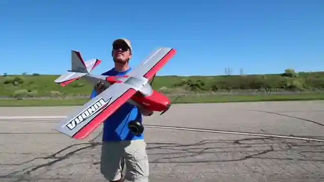 unleash-excitement-hobby-king-tundra-v3-your-ultimate-rc-experience