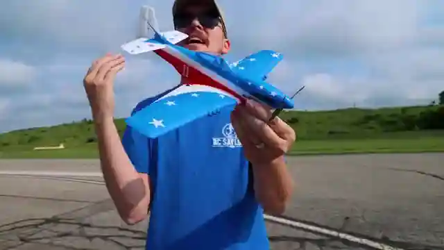 exploring-the-p-51-mustang-miss-america-paint-scheme-unveiled