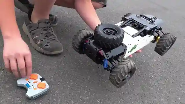 unveiling-the-ultimate-hybrid-truck-buggy-rc-innovation-and-performance