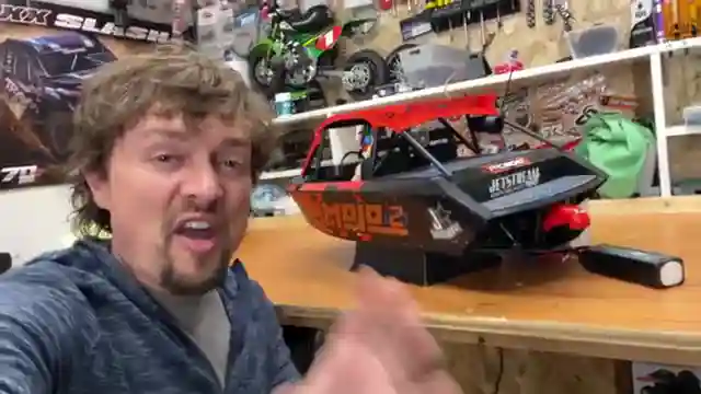 thrilling-rc-jetboat-upgrades-speed-tests-and-innovative-designs
