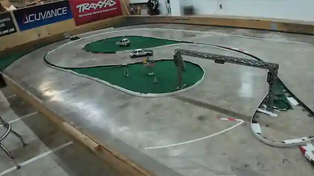 kyosho-phaser-d2-rc-drift-track-test-electronics-upgrade-for-optimal-performance