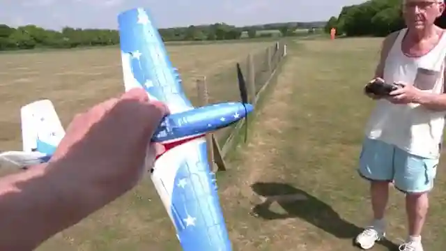 valantex-p-51-mustang-review-miss-america-scheme-flight-performance