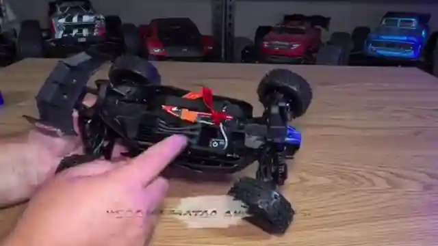 unboxing-the-arma-typhen-grom-blx-2-to-3s-rc-thrills-await