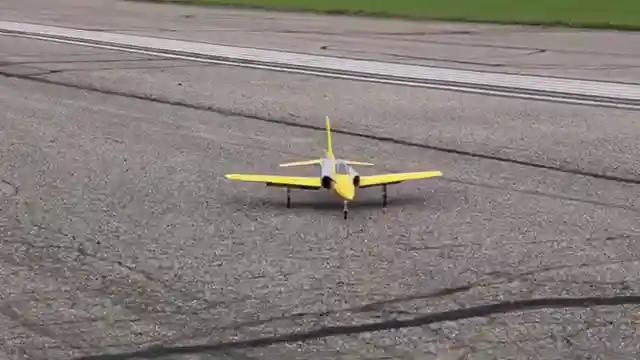 habu-xs80-mm-edf-rc-airplane-performance-and-horizon-hobby-insights