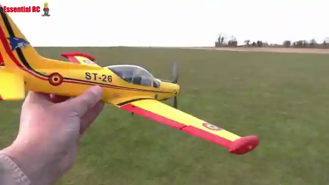top-rc-hobby-sf-260-flight-test-stability-aerobatics-and-indoor-flying