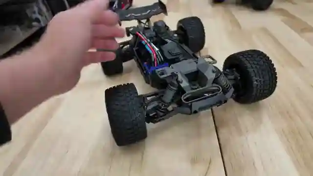 traxxas-mini-xrt-high-speed-mini-monster-truck-review