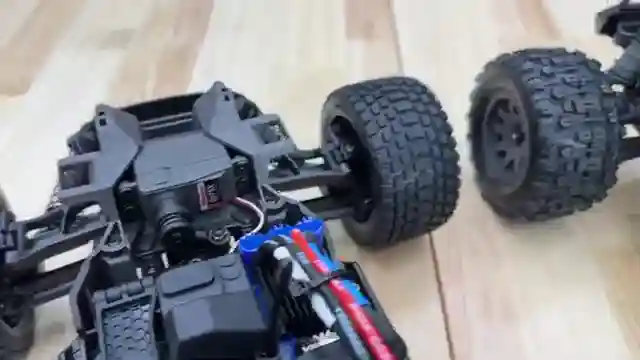 traxxas-mini-xrt-high-speed-mini-monster-truck-review