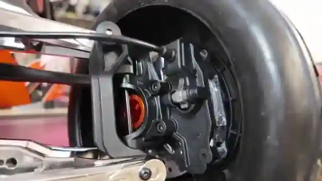traxxas-pro-scale-sand-car-review-speed-features-and-comparisons