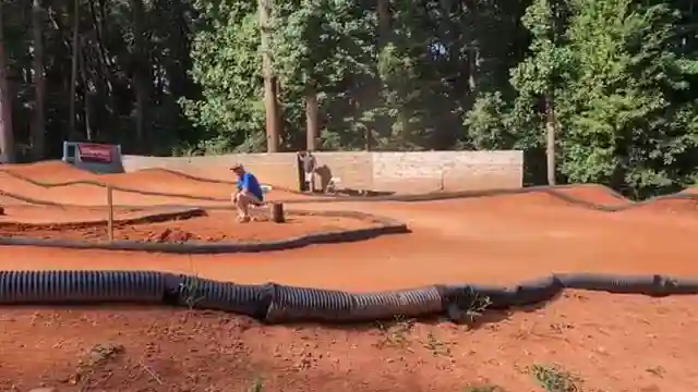 mastering-basic-rc-driving-techniques-ground-control-to-off-road-jumps