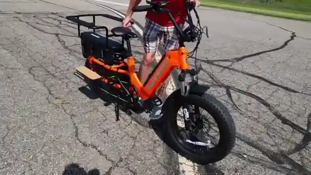 ultimate-family-electric-bike-review-haul-kids-safely