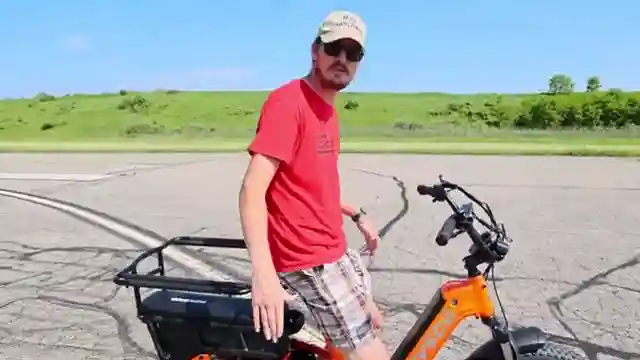 ultimate-family-electric-bike-review-haul-kids-safely