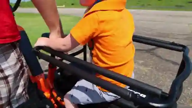 ultimate-family-electric-bike-review-haul-kids-safely