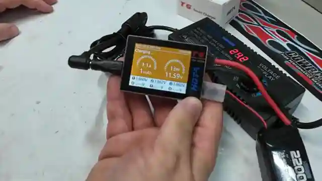 hoda-t6-review-compact-lipo-charger-guide-comparison