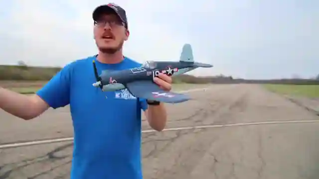 volantex-brushless-p-51-corsair-review-ready-to-fly-rc-airplane-performance