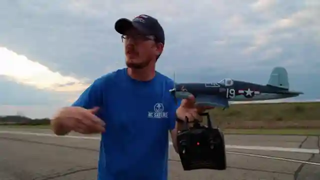 volantex-brushless-p-51-corsair-review-ready-to-fly-rc-airplane-performance