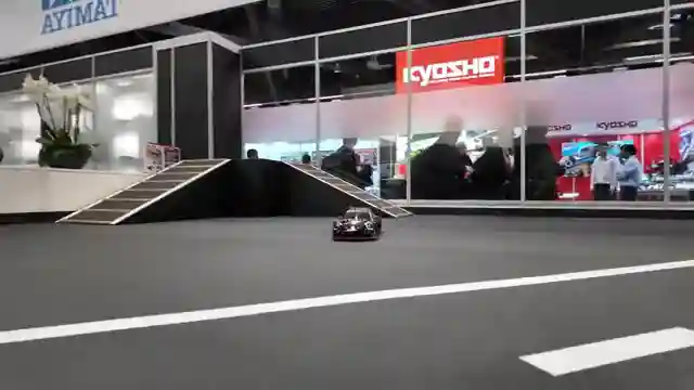 tomley-rc-explores-nuremberg-toy-fair-latest-in-rc-technology