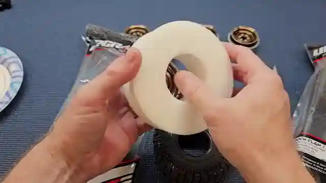 amain-hobbies-trio-wheels-and-upgrade-rc-rock-claws-for-off-road-performance