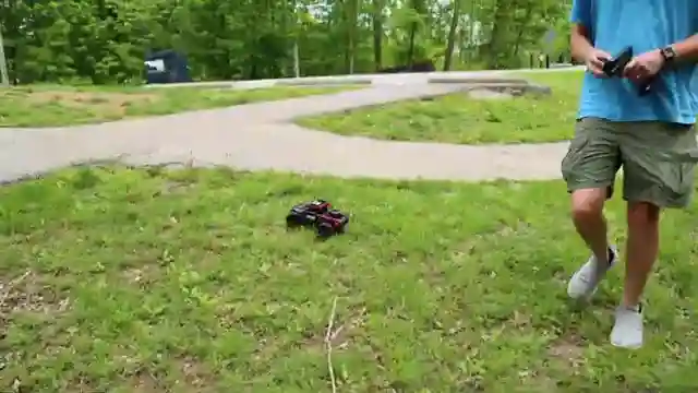 hyperg-rc-review-speed-durability-and-performance-for-off-road-adventures