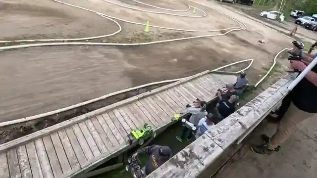 2025-season-opener-techno-et48-2-0-truggy-impresses-at-crestwood-rc-raceway