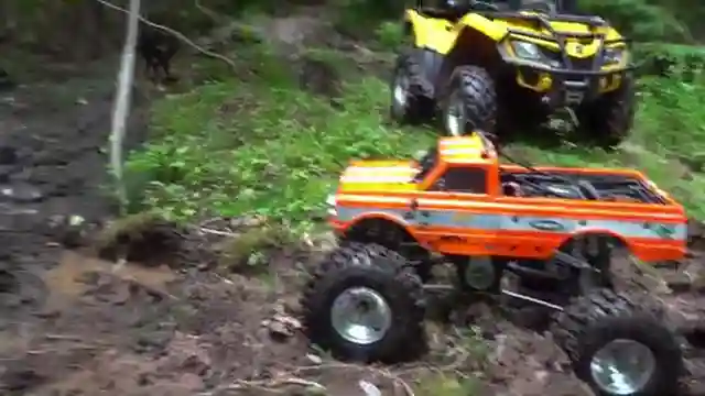 rcsparks-studio-epic-mud-run-adventure-and-truck-maintenance-guide