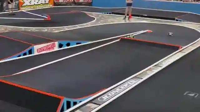 ultimate-guide-to-10th-scale-rc-track-surfaces-roach-rc-video-series