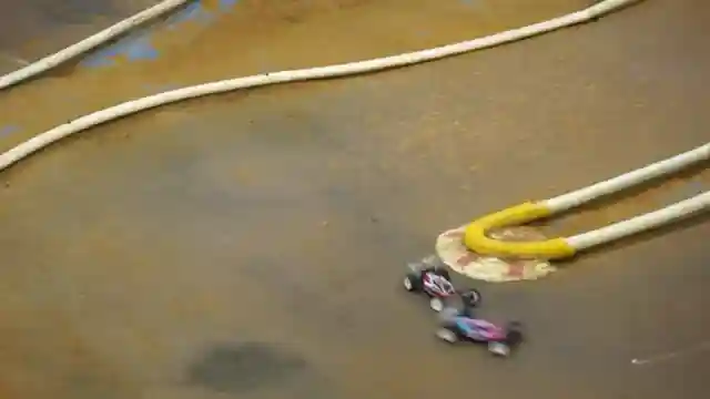 ultimate-guide-to-10th-scale-rc-track-surfaces-roach-rc-video-series