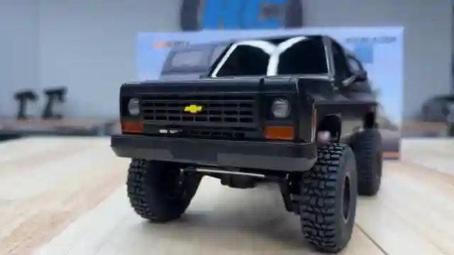 fms-fcx-24-blazer-brushless-version-review-and-trail-test