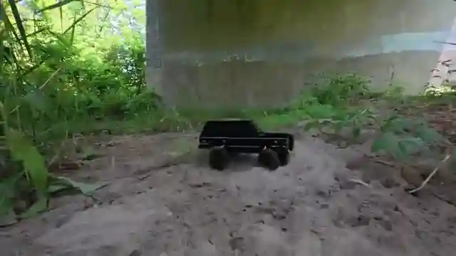 fms-fcx-24-blazer-brushless-version-review-and-trail-test