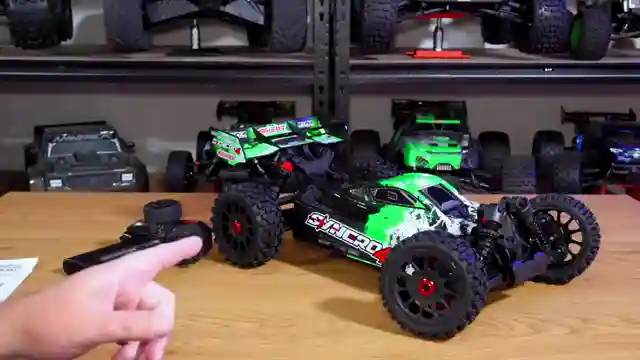 team-corally-rally-synchro-4-affordable-1-8-scale-brushless-buggy-review