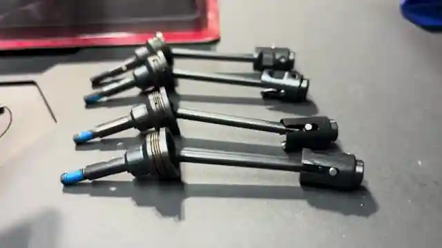 upgrade-your-rc-car-installing-traxxas-steel-drive-shafts