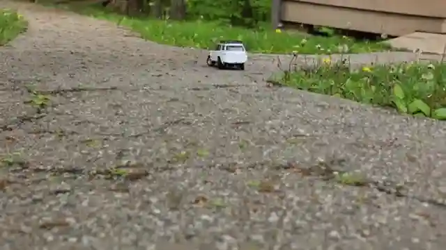 thercsaylors-review-toyota-4runner-rc-model-with-four-wheel-steering-and-smoke-system