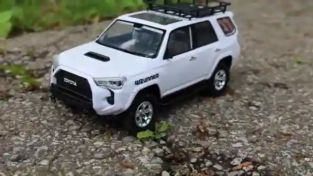 thercsaylors-review-toyota-4runner-rc-model-with-four-wheel-steering-and-smoke-system