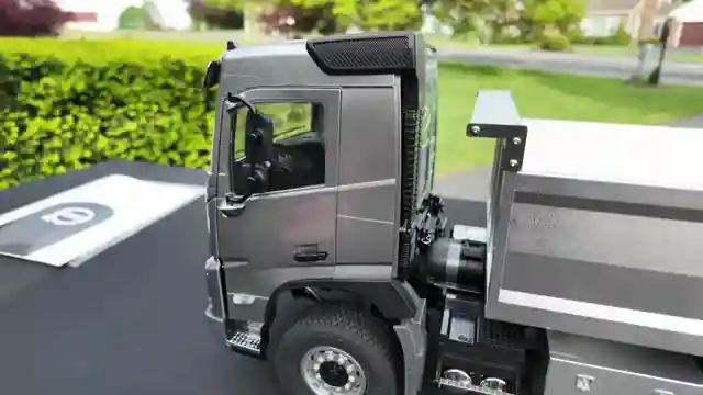 explore-the-double-e-hobby-volvo-fmx-electric-dump-truck-at-wave-rc-com