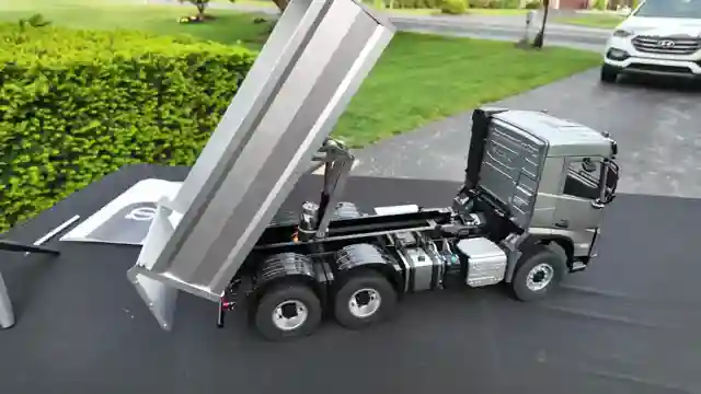 explore-the-double-e-hobby-volvo-fmx-electric-dump-truck-at-wave-rc-com