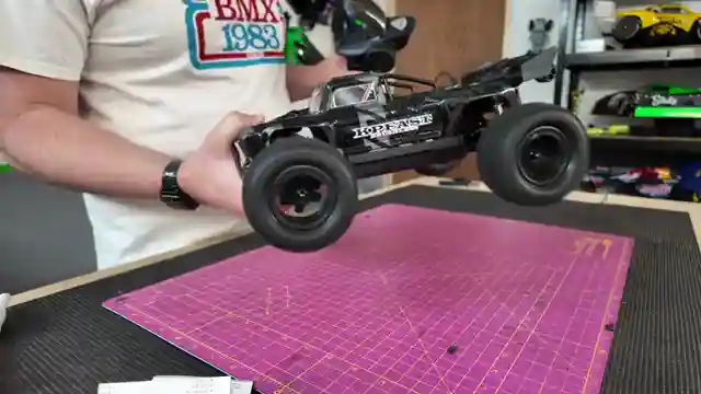 kf-plan-1-12-scale-rc-car-review-speed-thrills-and-durability-concerns
